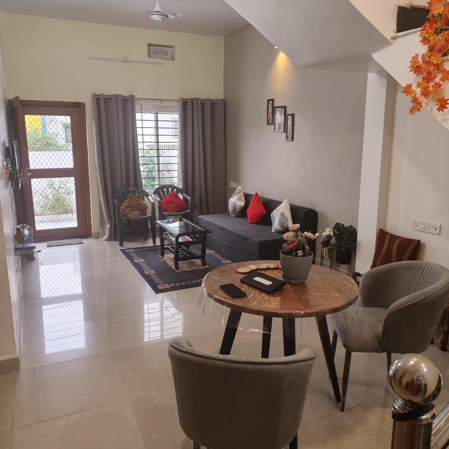 Mahadev Mansion Villa อุจเจน ภายนอก รูปภาพ